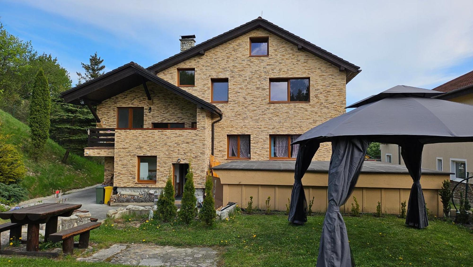 Stará Lesná 托里尔旅馆酒店 外观 照片